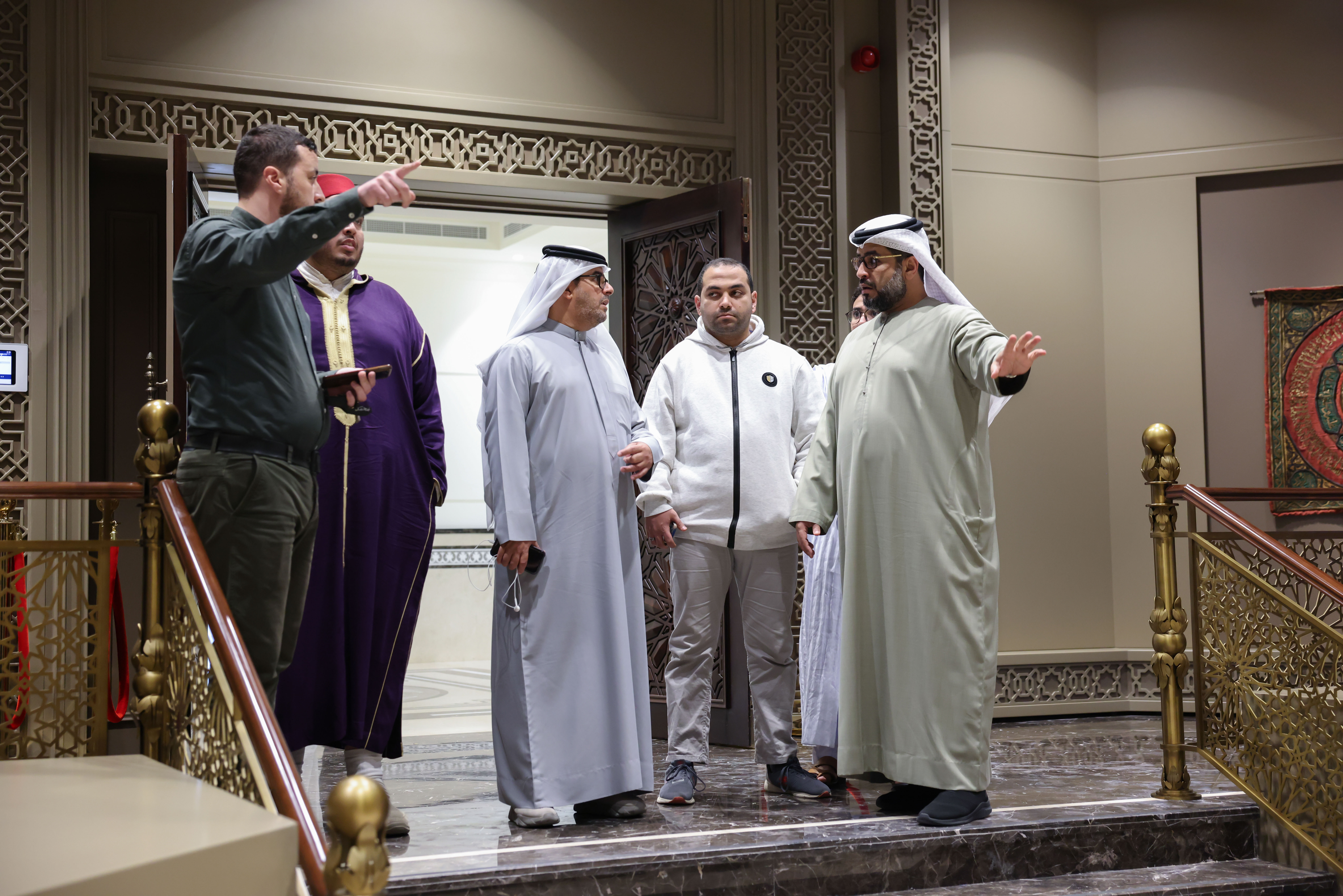 المجمع يستقبل المشاركين بجائزة الإمارات الدولية للقرآن الكريم