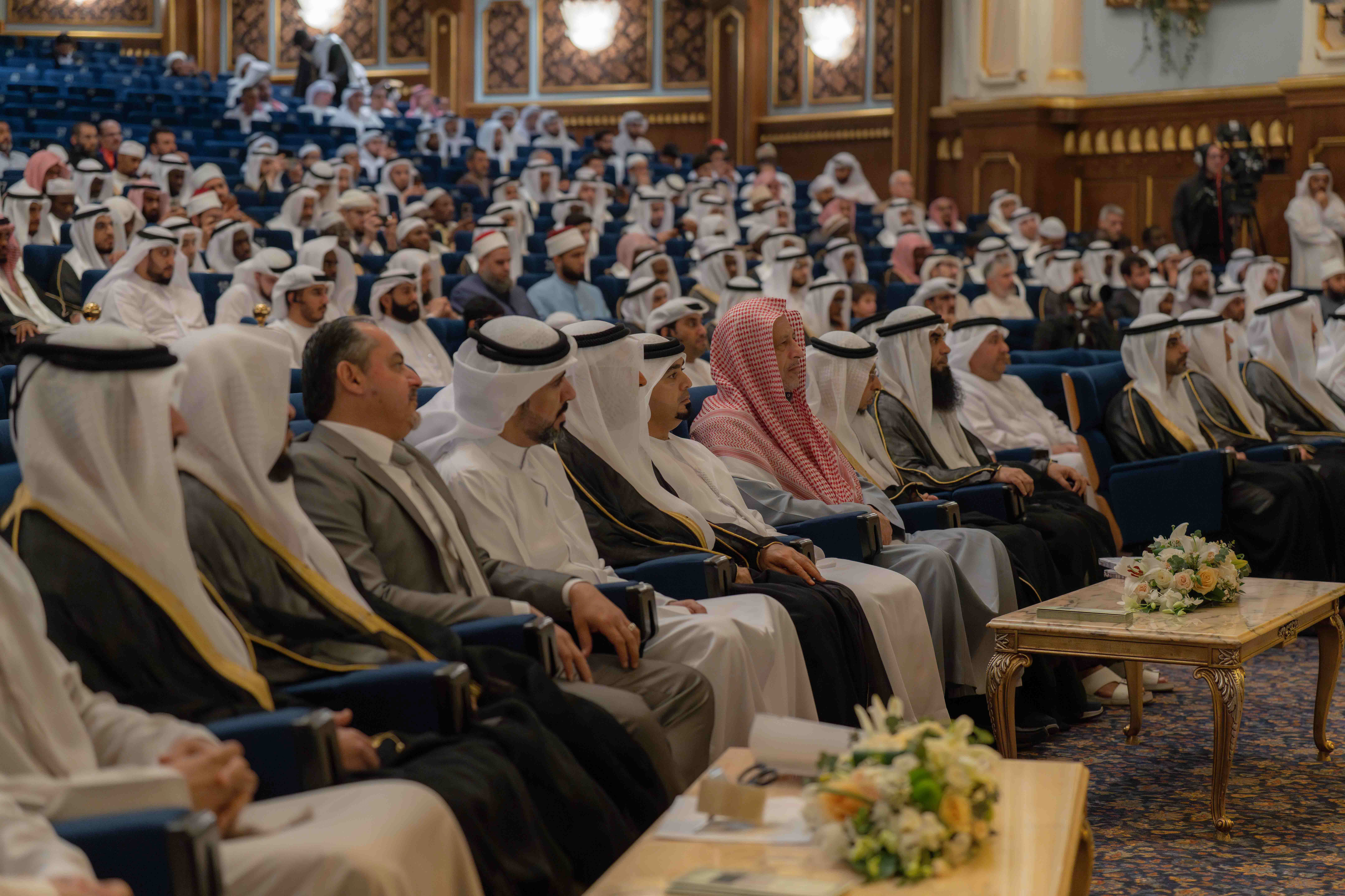 حاكم الشارقة يطلق المرحلة الثالثة من _التفسير البلاغي_ والموسوعة الثانية لمناهج إفراد القراءات
