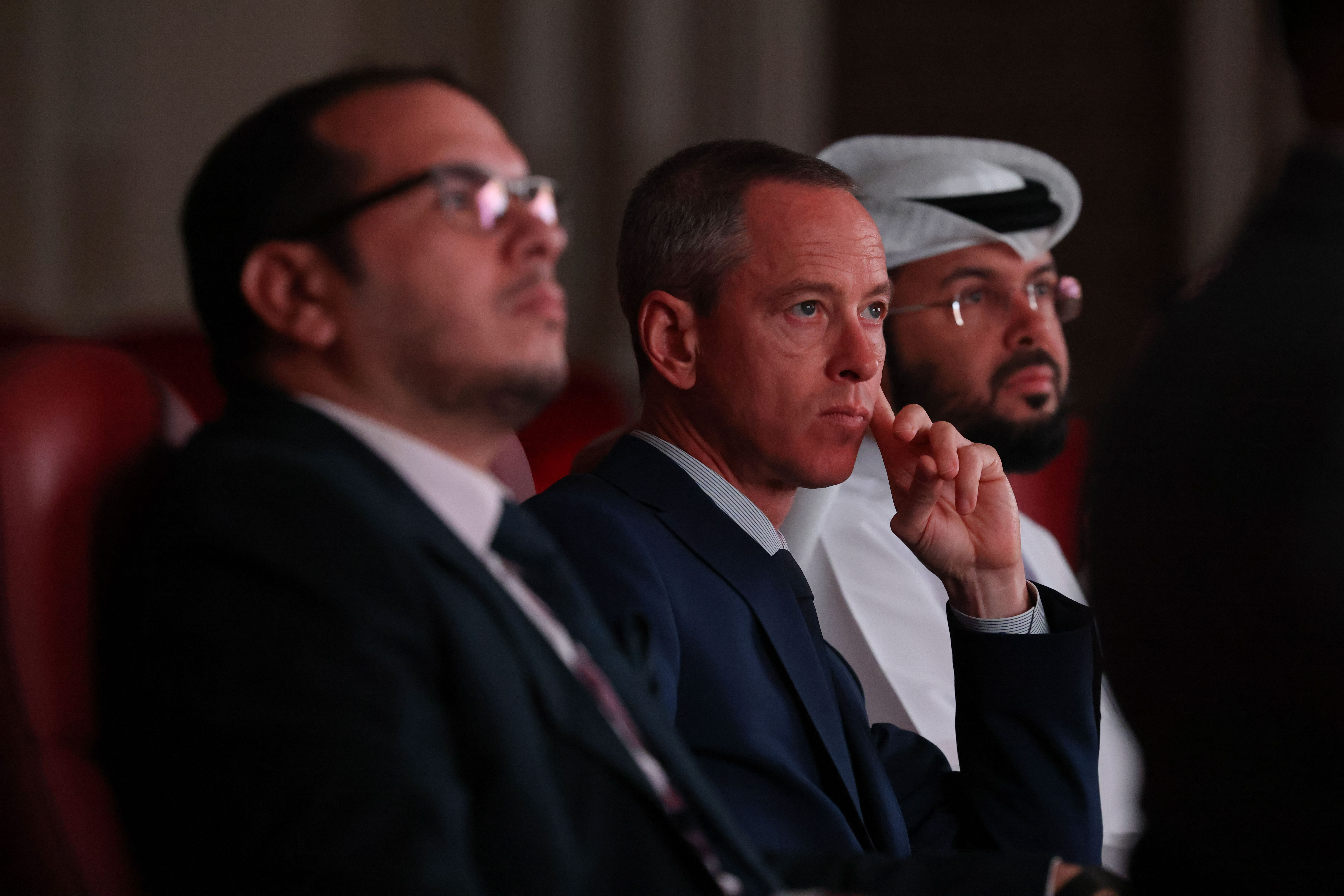 أشاد بجهود حاكم الشارقة القنصل الفرنسي في دبي: مجمع القرآن ينقل الإرث الإسلامي إلى العالم
