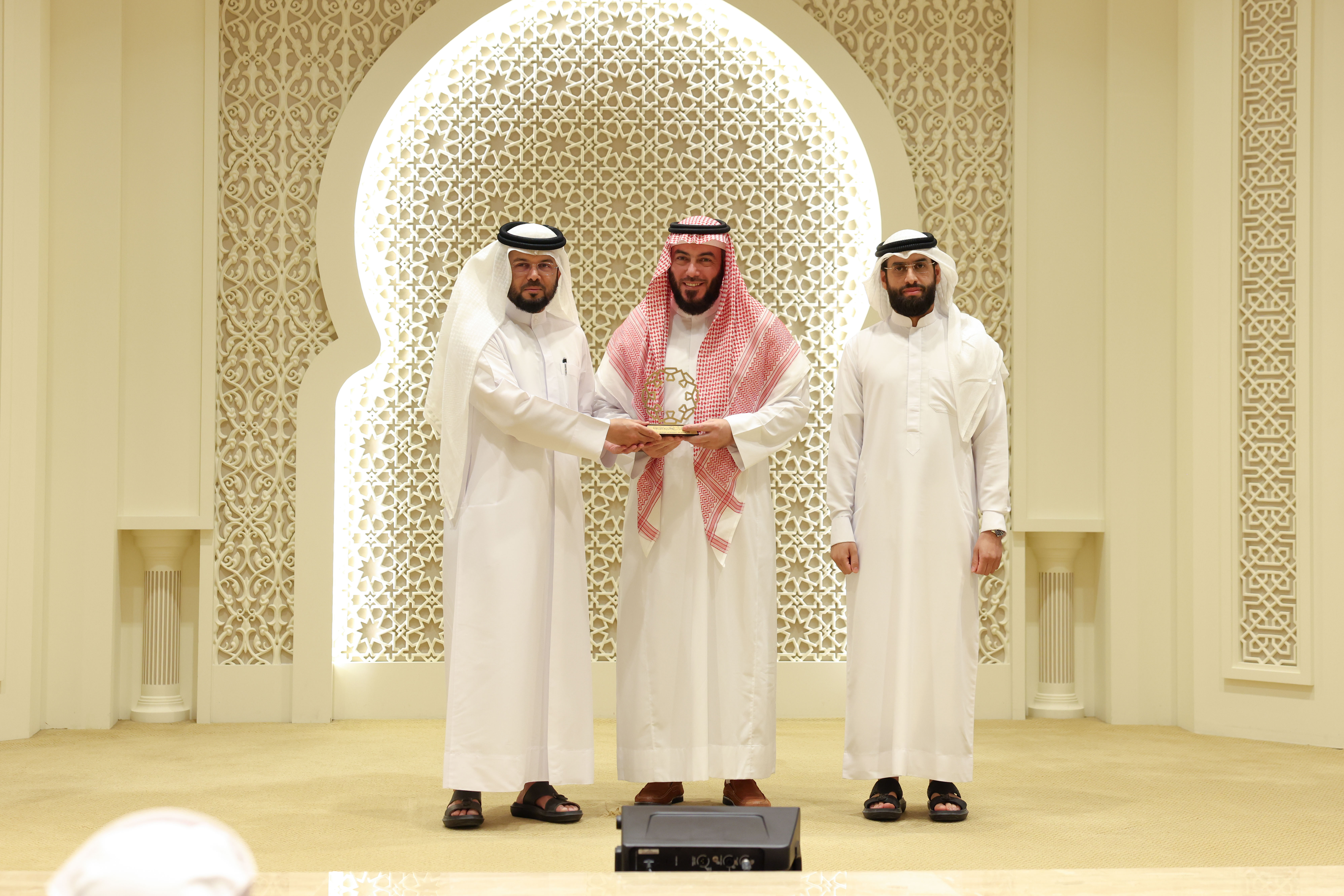 مجمع القرآن يناقش في ندوة دولية "المفردات القرآنية بين الواقع المدون والتحقيق المأمول"