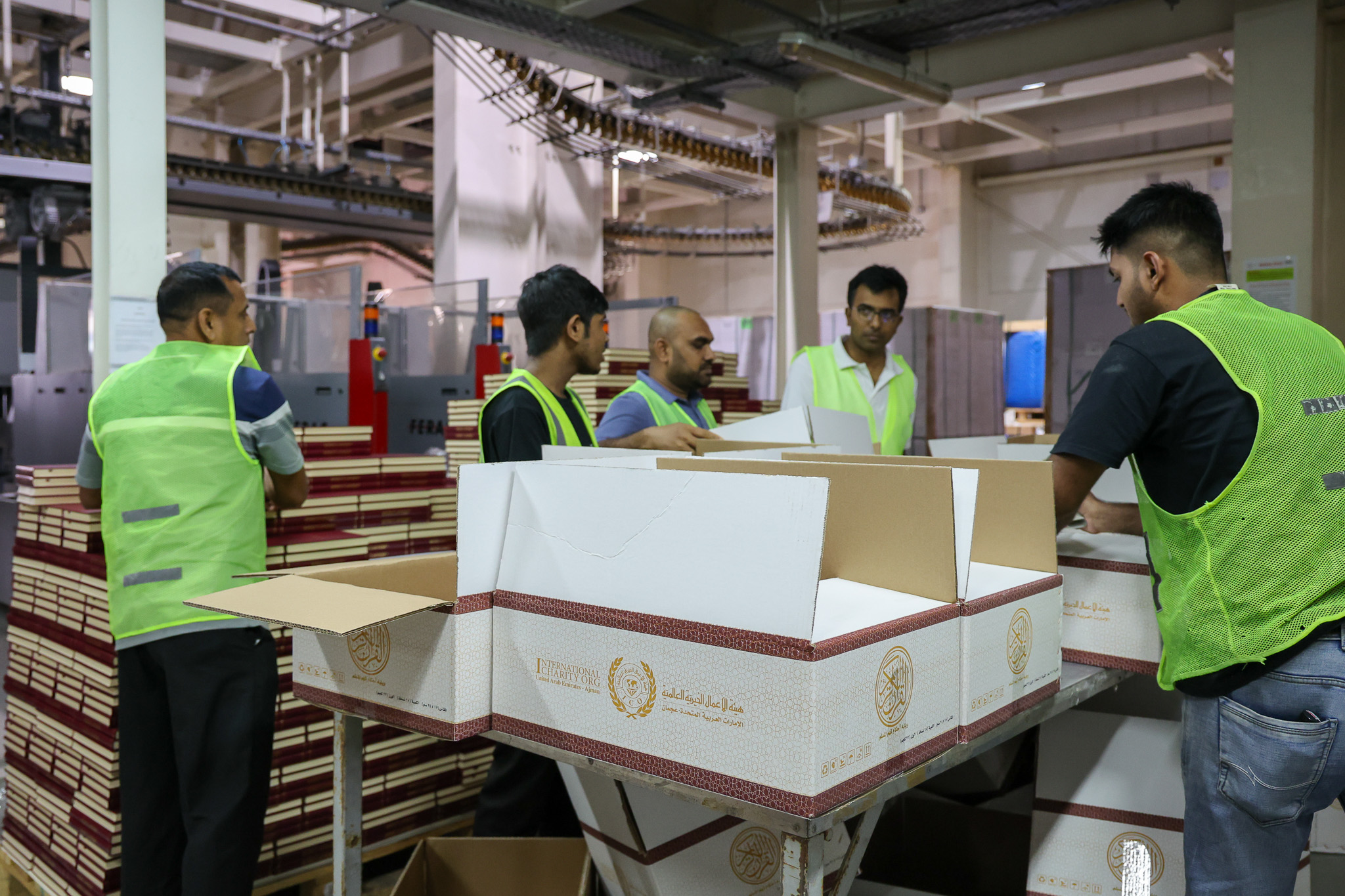 ‎بحث وفد من مجمع القرآن الكريم في الشارقة سبل تعزيز التعاون وتبادل الخبرات مع مركز محمد بن راشد لطباعة المصحف الشريف
