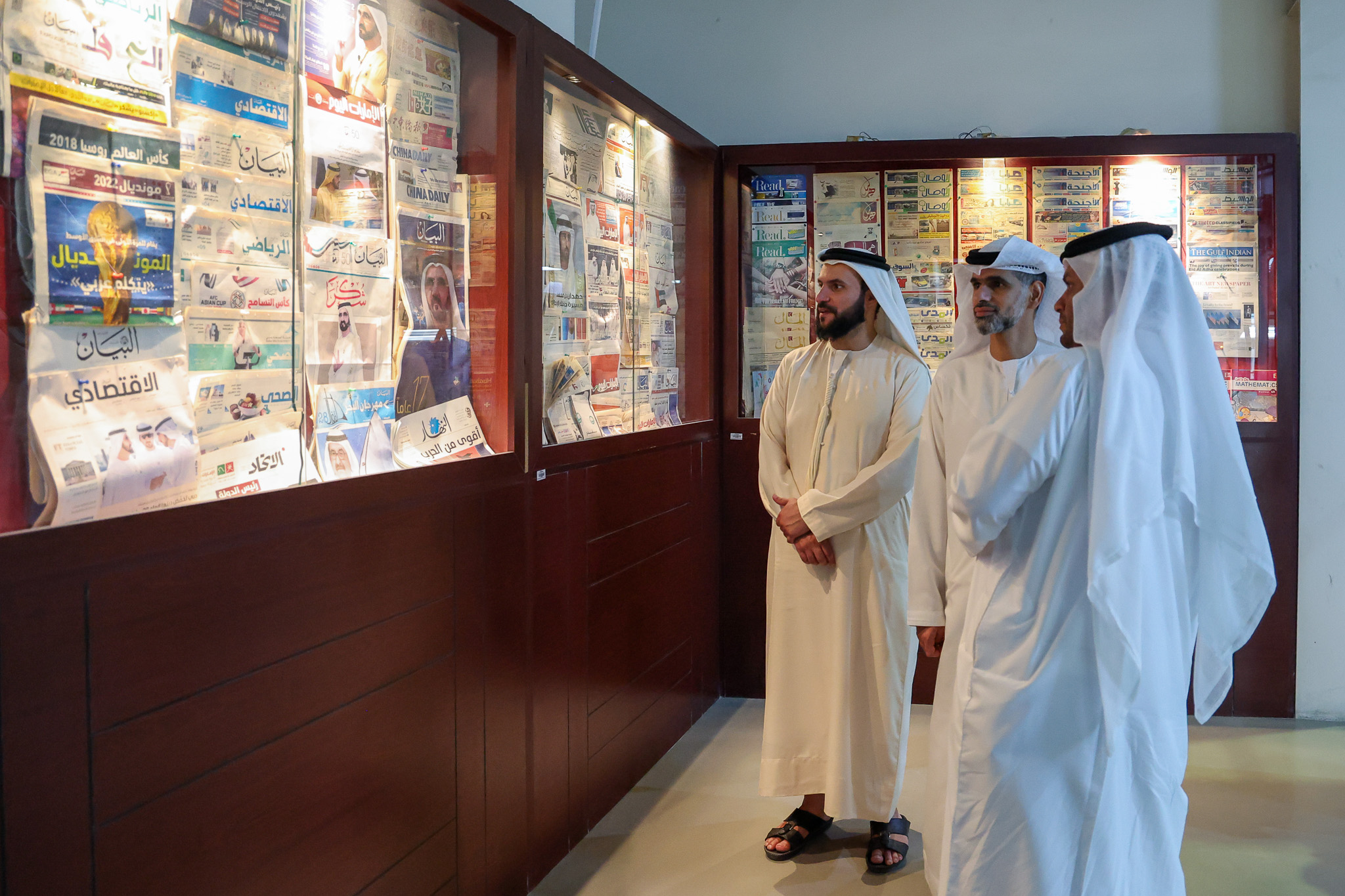 ‎بحث وفد من مجمع القرآن الكريم في الشارقة سبل تعزيز التعاون وتبادل الخبرات مع مركز محمد بن راشد لطباعة المصحف الشريف