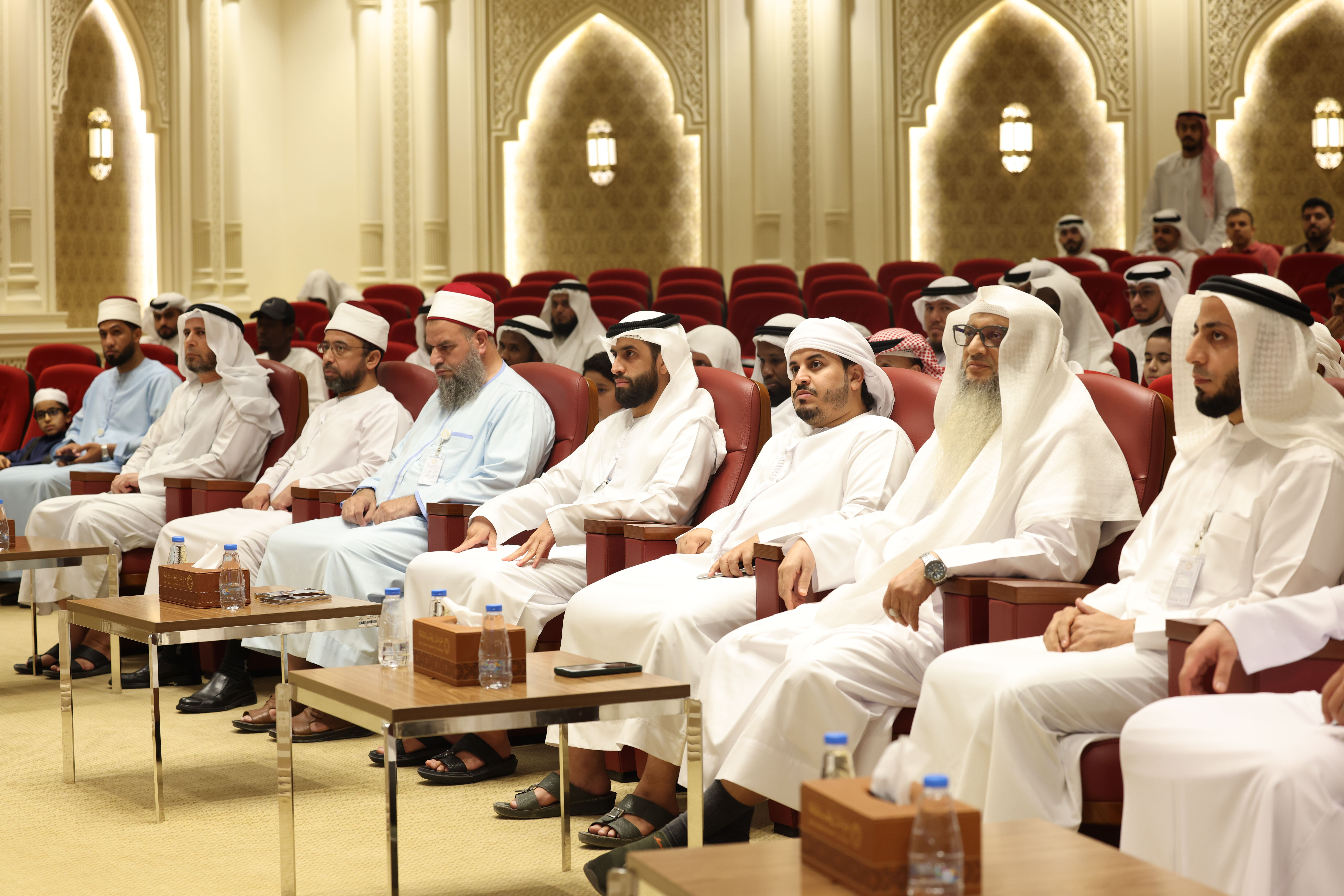 اختتم مجمع القرآن الكريم في الشارقة فعاليات برنامجه الصيفي الثالث الذي أُقيم خلال الفترة من 7 إلى 31 يوليو 2025، تحت شعار نحو ثقافة قرآنية أصيلة