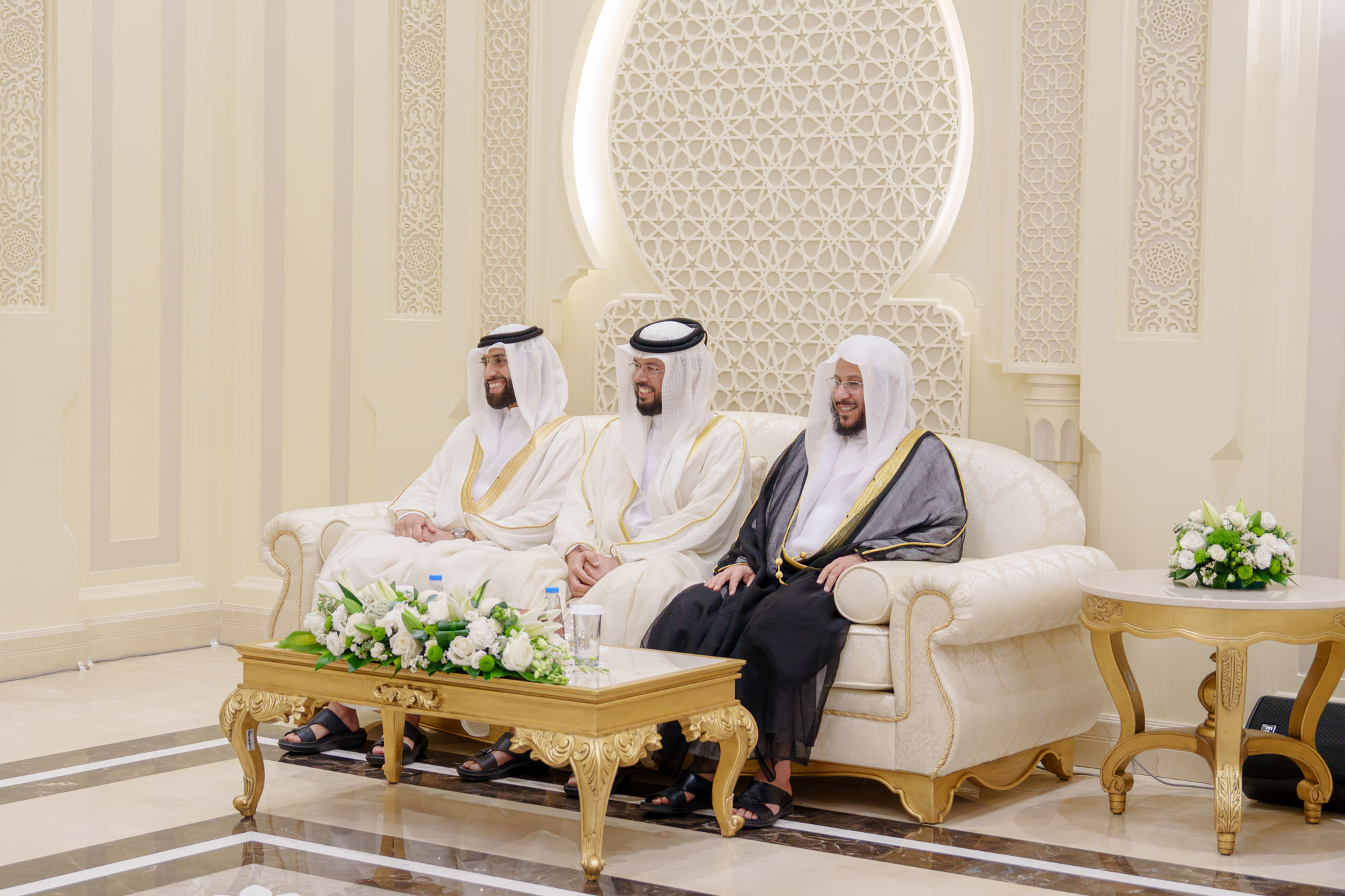 حاكم الشارقة يطلق المصحف المرتل للقارئ رعد الكردي