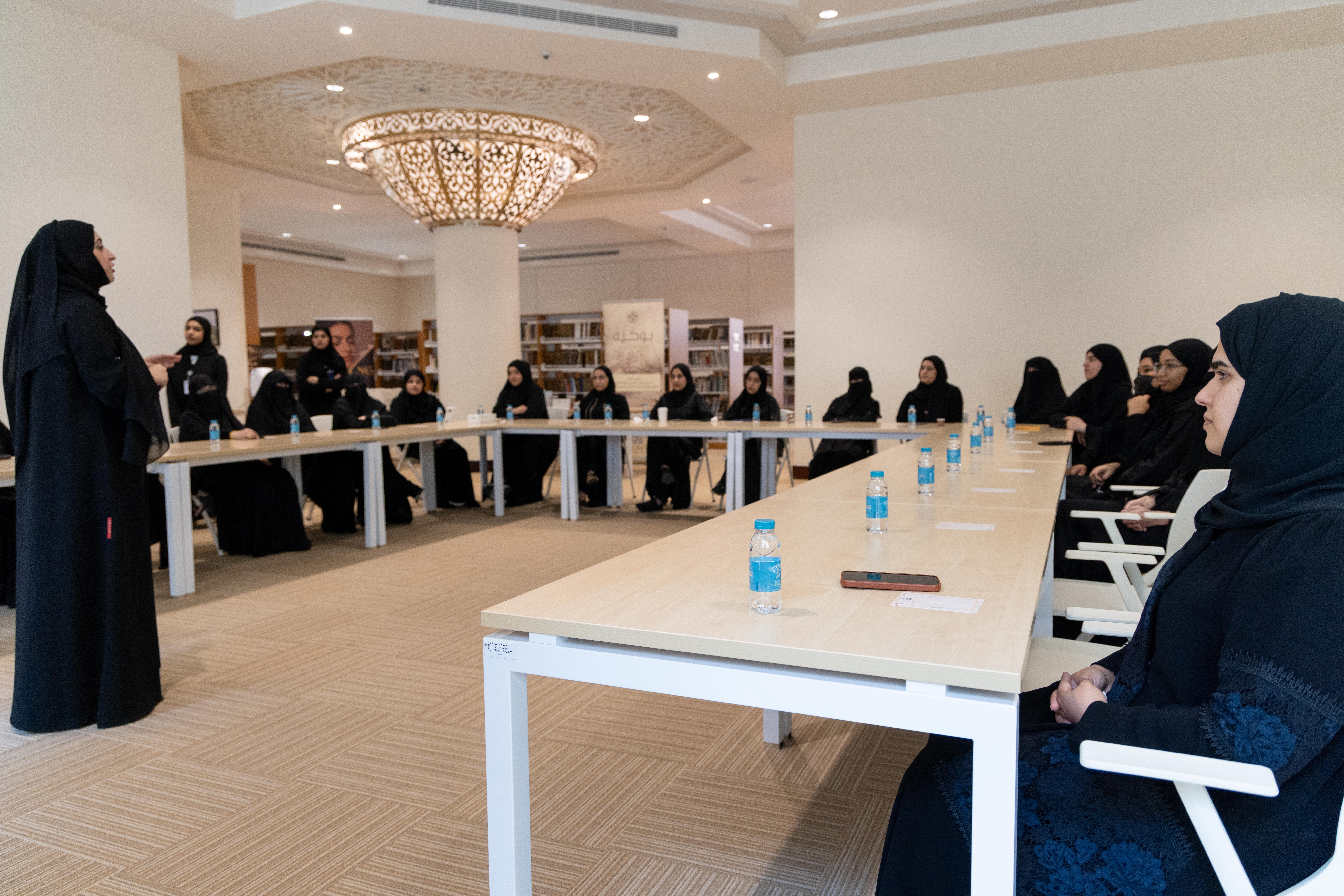 لأن صحتك ليست مجرد مسؤولية.. نظّمت هيئة الشارقة الصحية ورشة "استثمري في صحتك" لموظفات مجمع القرآن الكريم