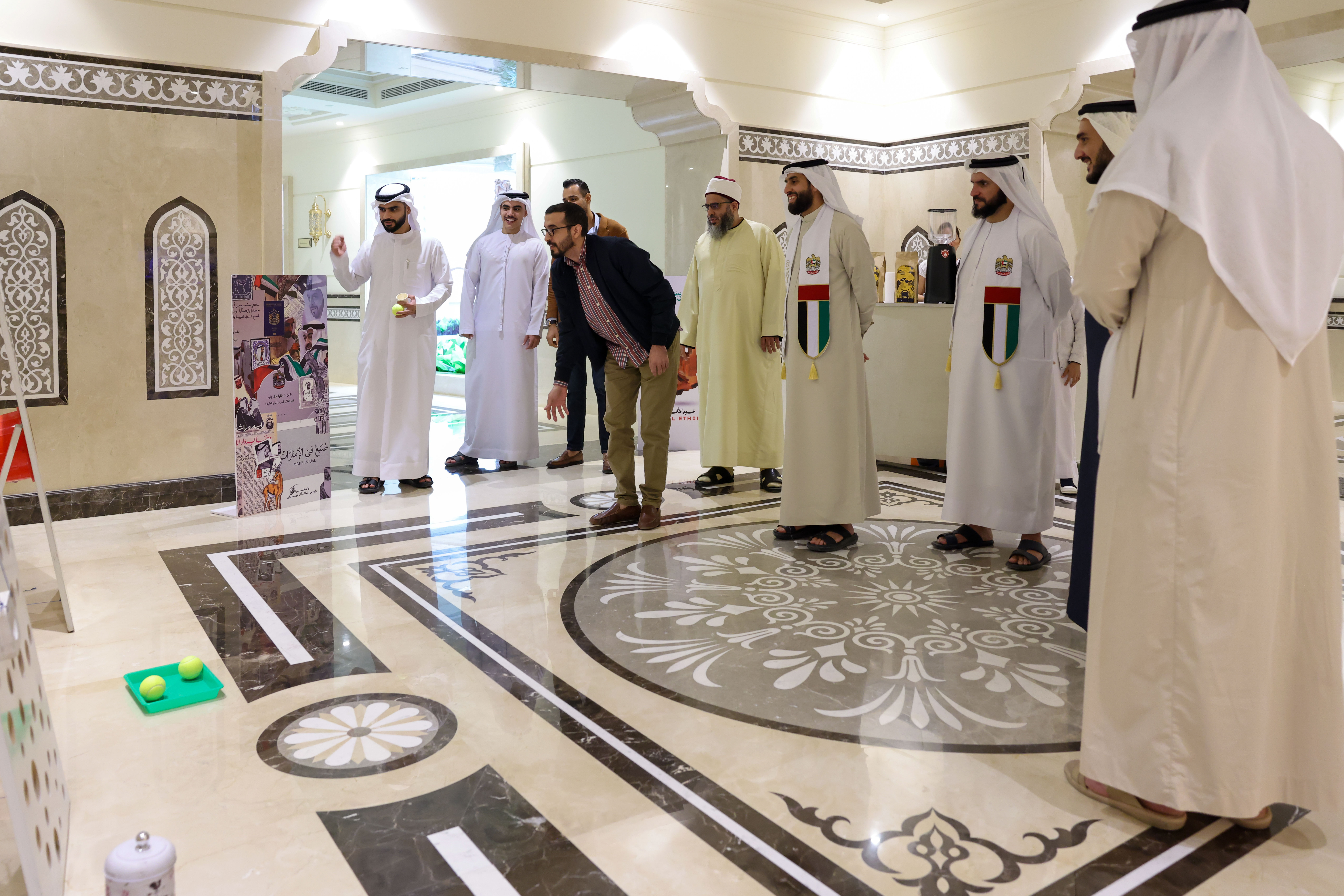 احتفى مجمع القرآن الكريم بعيد الاتحاد الـ54