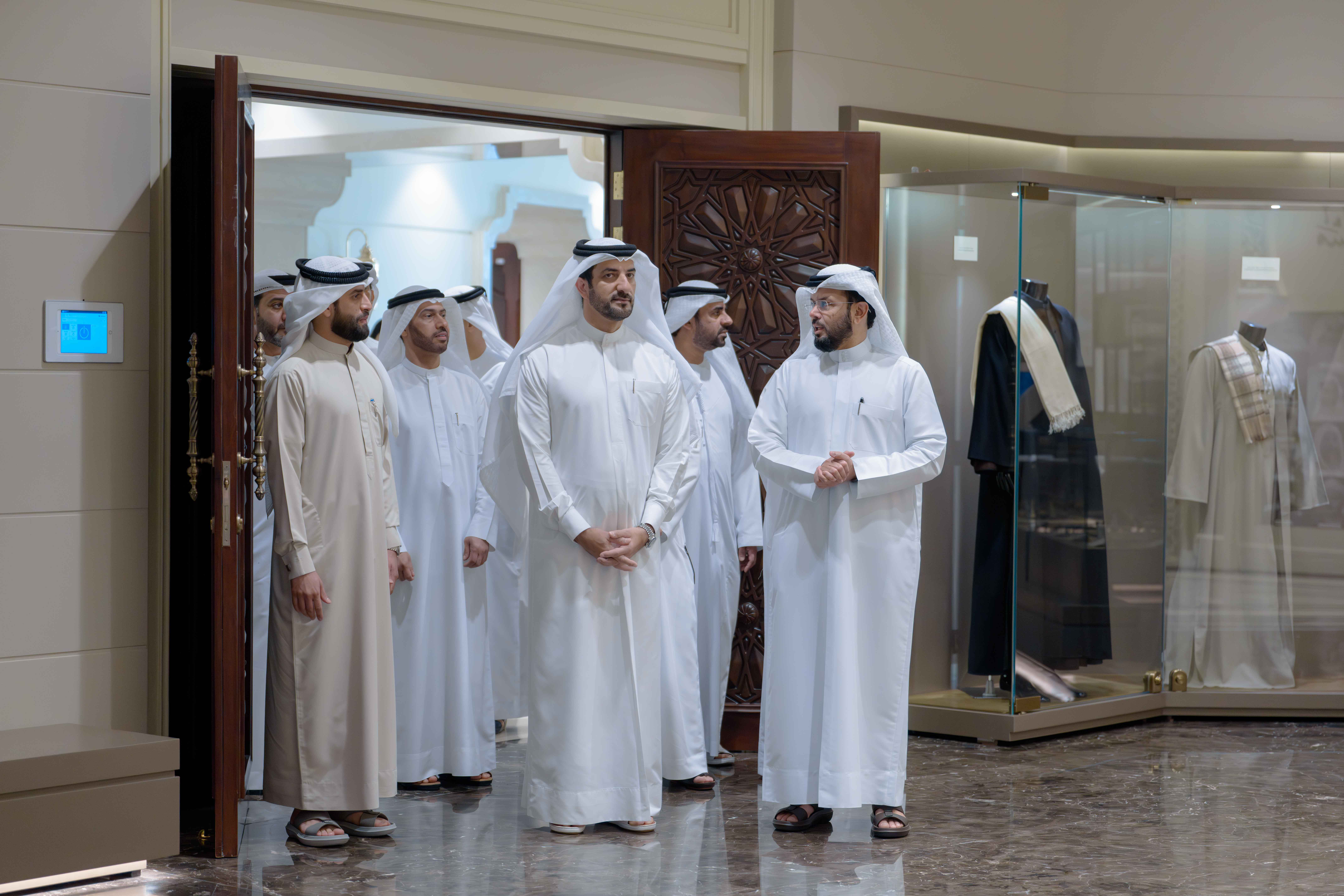 زار سموّ الشيخ سلطان بن أحمد بن سلطان القاسمي، نائب حاكم الشارقة، رئيس مجلس القضاء، مجمع القرآن الكريم.