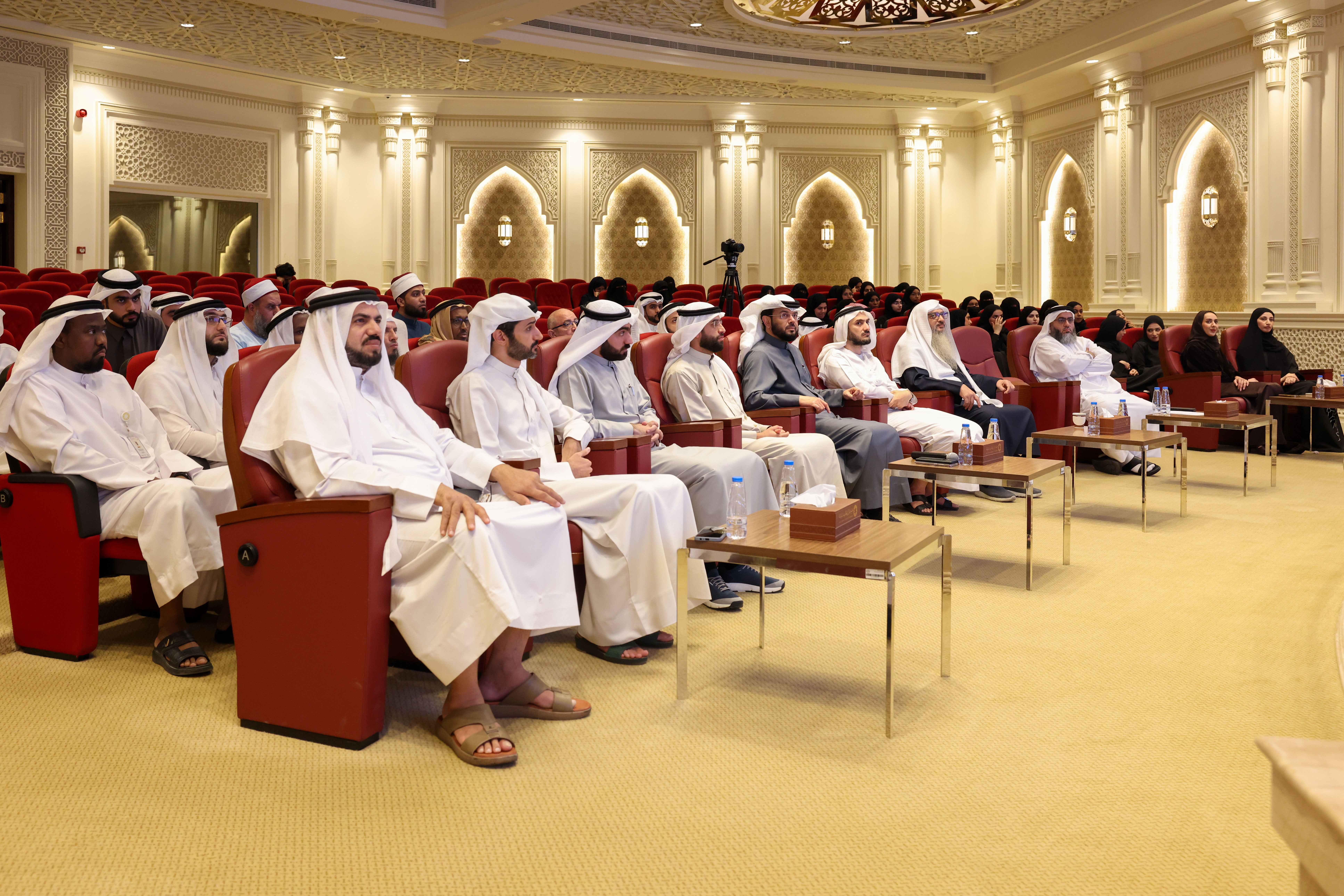 2025 شهد الدكتور المهندس خليفة مصبح الطنيجي، رئيس «مجمع القرآن الكريم» في الشارقة، حفل حصاد