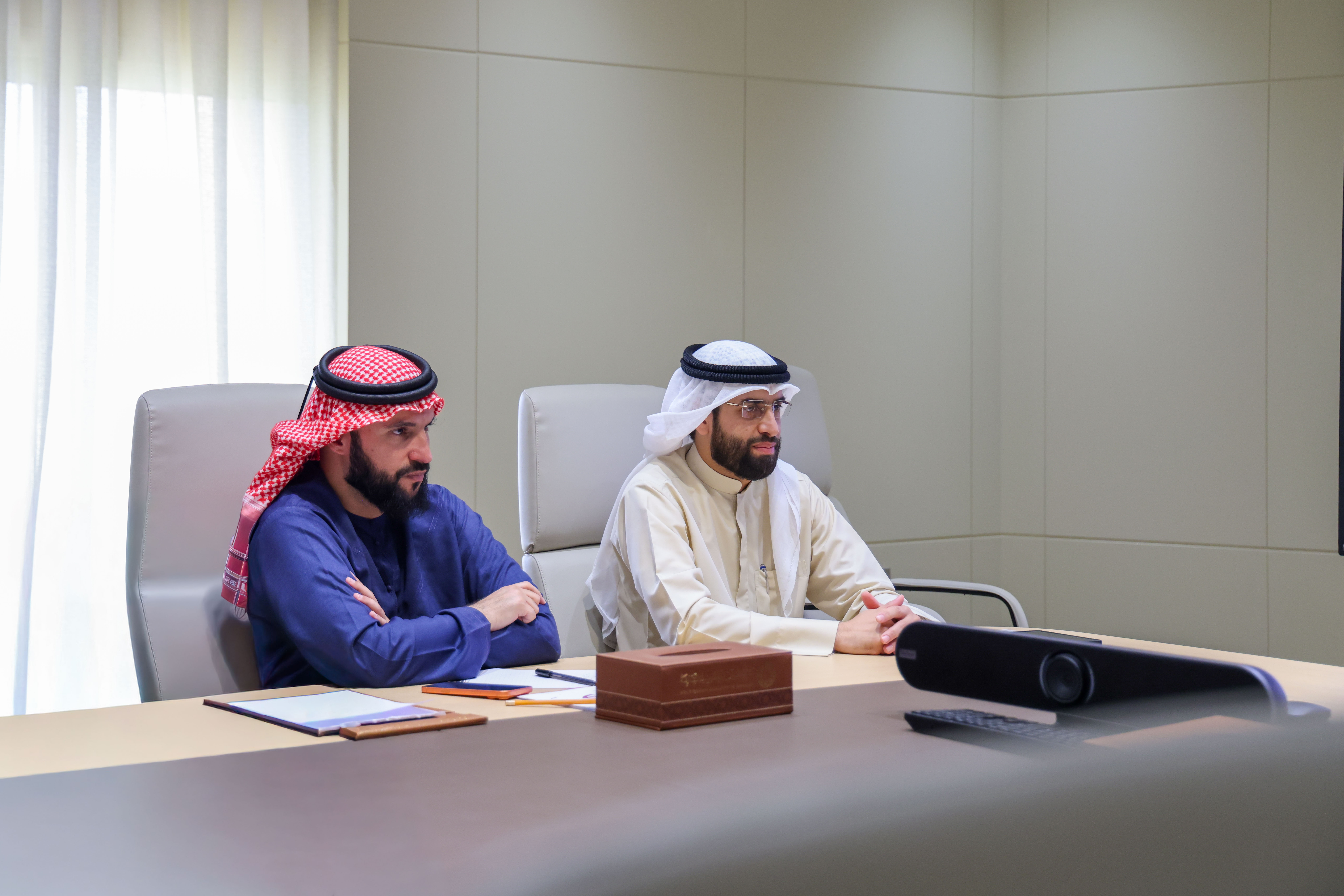 بحث مجمع القرآن الكريم مع معهد الشارقة للتراث تفعيل اتفاقية التعاون المشترك