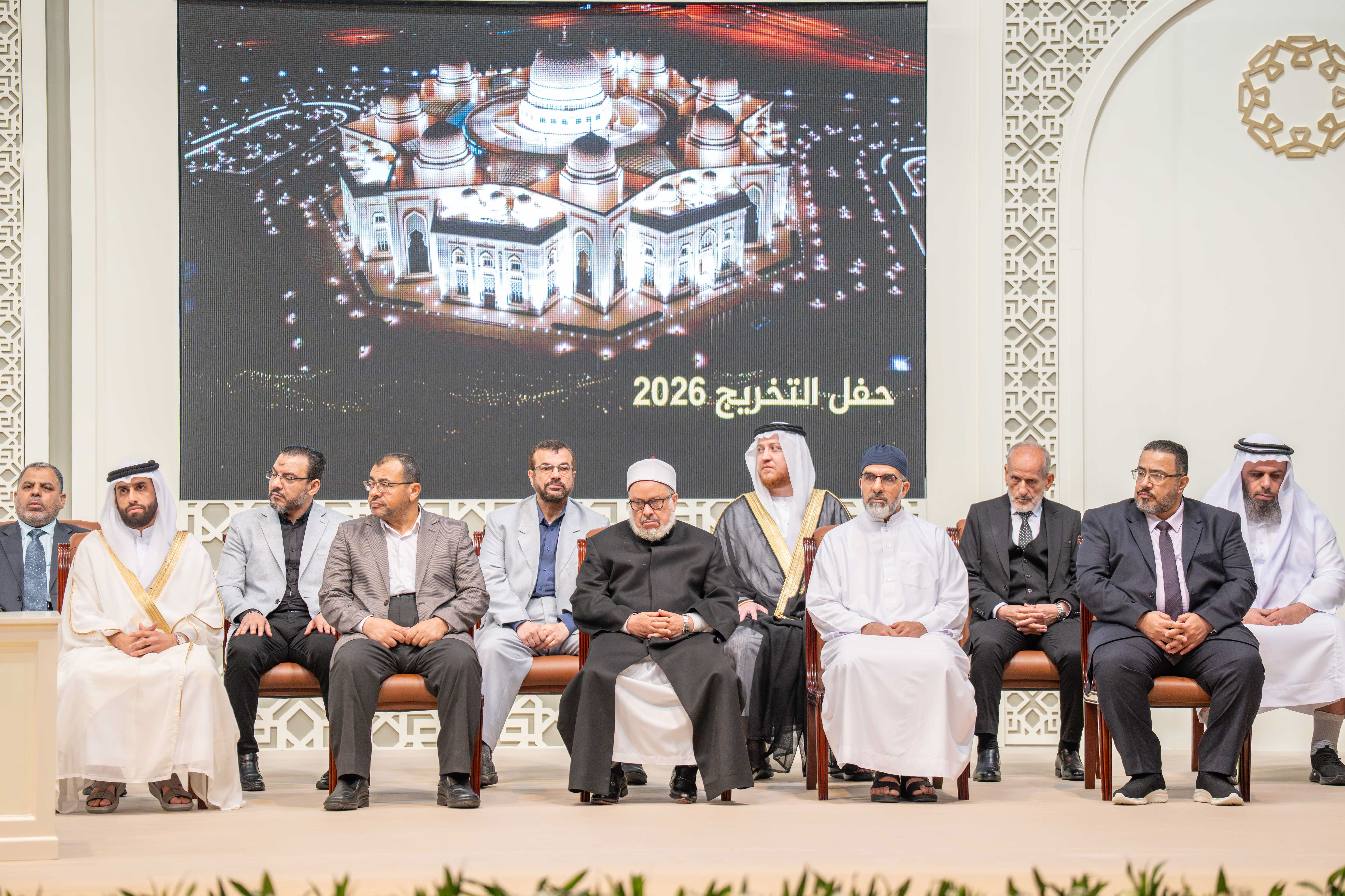 شهد صاحب السموّ الشيخ الدكتور سلطان بن محمد القاسمي، عضو المجلس الأعلى، حاكم الشارقة، صباح اليوم الأربعاء، حفل تخريج الدفعة السادسة من القرّاء مُجازي مجمع القرآن الكريم بالشارقة